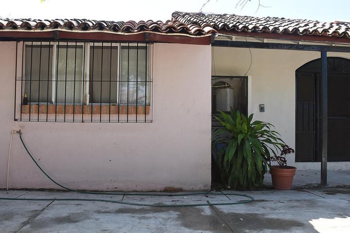 282 Manuel Gomez Pedraza 1, Casa Victoria
