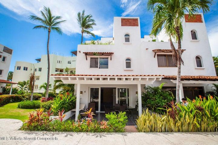 54 Paseo de los Cocoteros 7, Casa Claire
