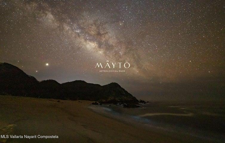 1994 Calle Astrologia 504, Mayto Astrological Park