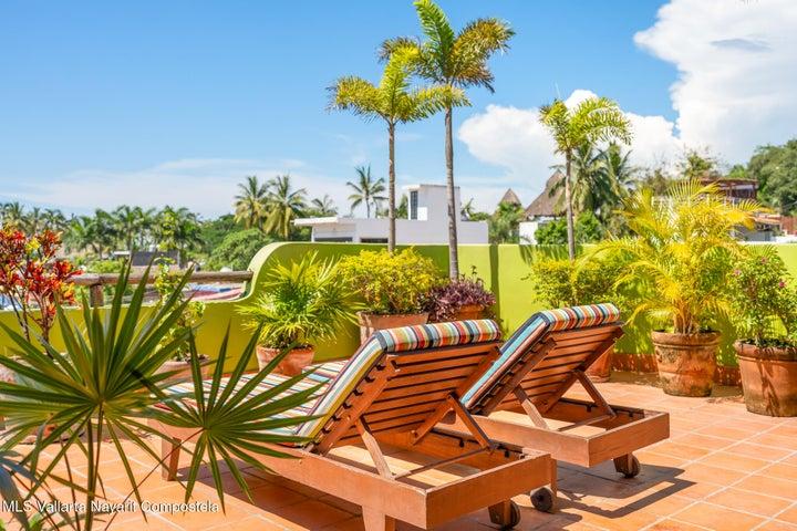 20 Manuel Rodriguez, Casitas Rebecca