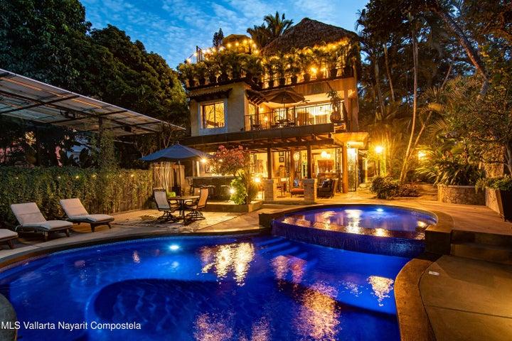 62 Gabriel Rodriguez, Casa Bonita