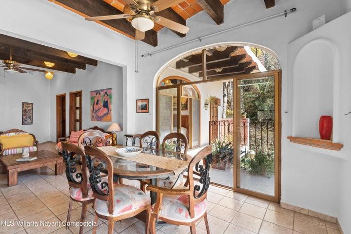 98 LIRIOS 3, condo CARSHAMEL — foto 2