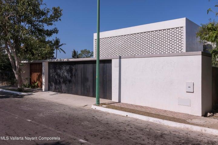 25 Retorno de las Mariposas, Casa Luso — foto 3
