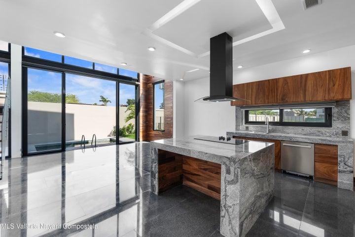 86 Boulevard Nayarit, Karakal 86 — foto 3