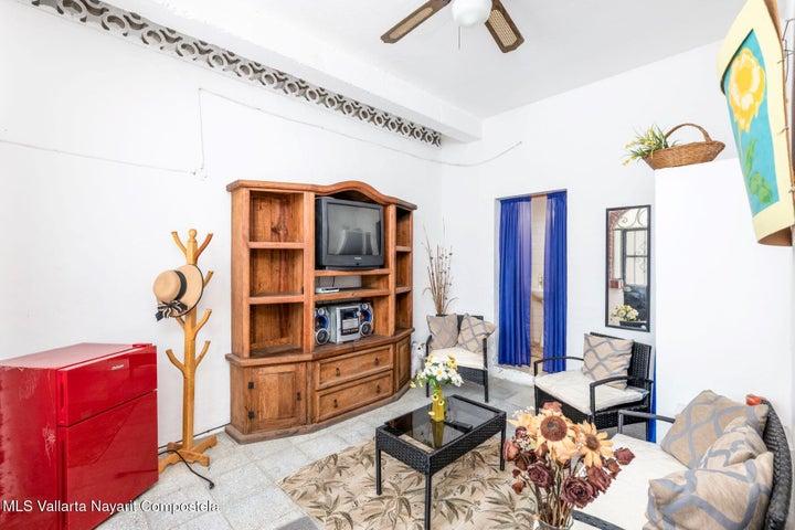 880 Calle Gpe. Sánchez, CASA GEMINIS — foto 3