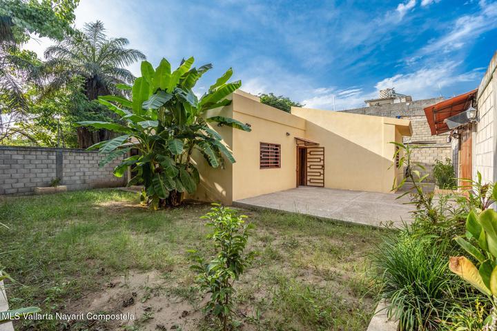 515 Av. Victor Iturbe, Casa Serena