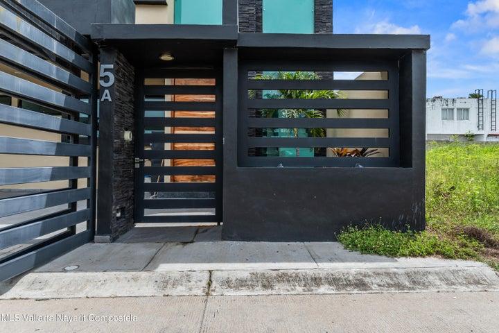 5 A Avenida Rinconada de Banderas, Villa Belloso — foto 3