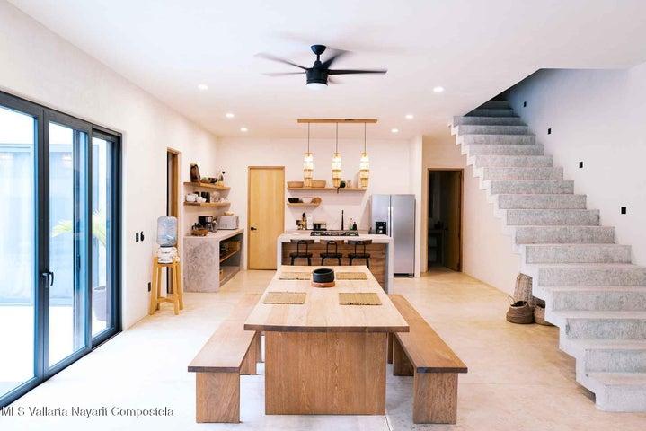 37 Birmania, Casa Burma — foto 3