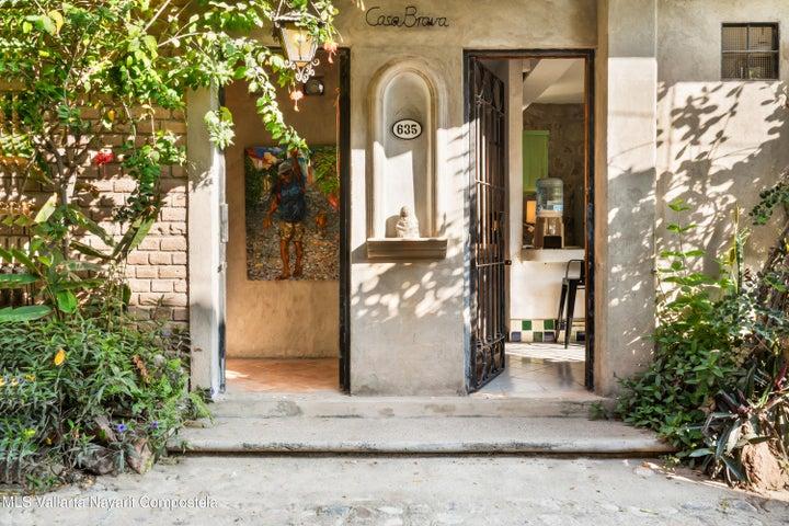 635 Cuauhtemoc, Casa Brava