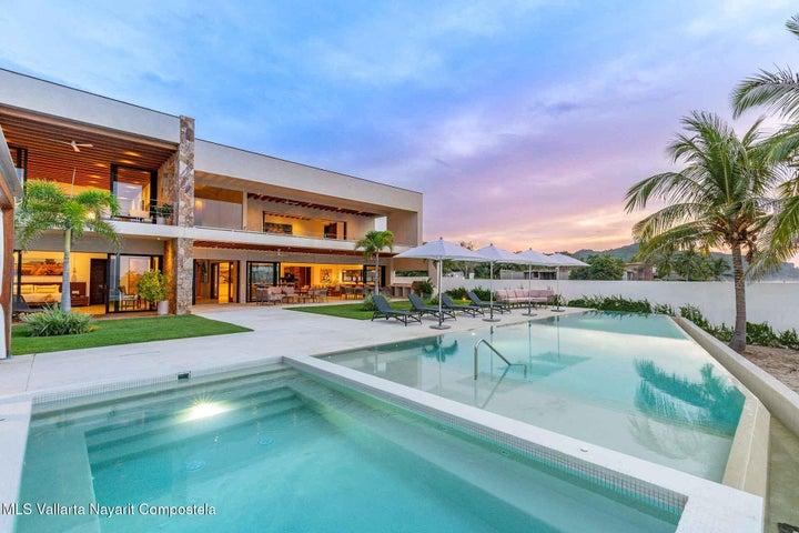 Lot 16 Las Olas, Villa Campo Este