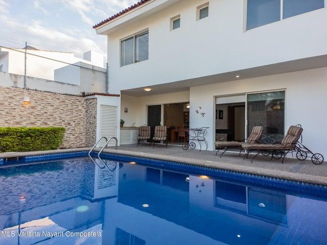 158 Rio Cutzmala, Casa Cutzmala