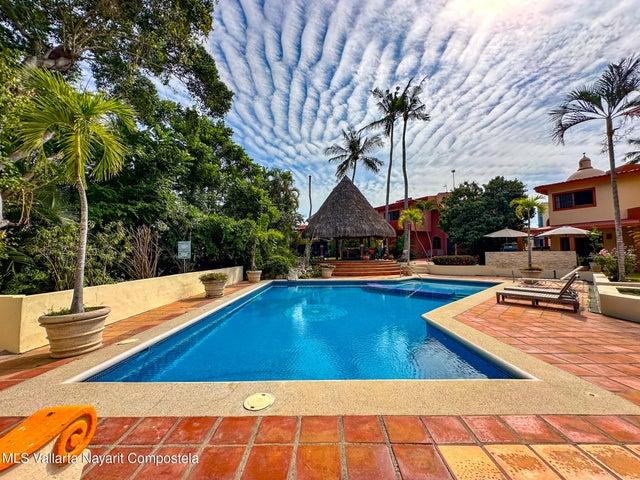 3 Circuito Lagos Villas Flamingo, Villa Flamingos Bugambilias
