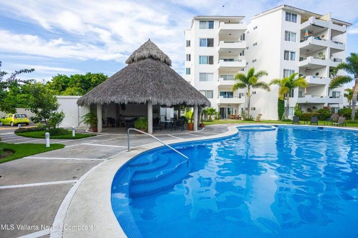 1 CIRCUITO HIGUERAS 201, CONDOMINIO GARDENIAS 201 — foto 2