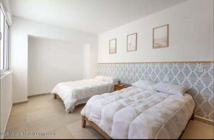 18 Pelicanos 18 501, Gran Plaza — foto 2