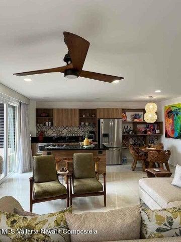 360 Maria Montessori 102, Condo Jade Zoho Skies T2 — foto 2