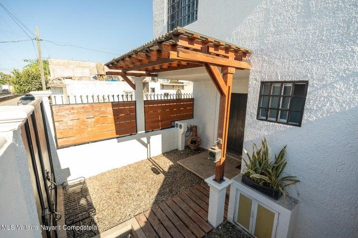 213 BLVD LAS PALMAS 213, CASA PACO — foto 2