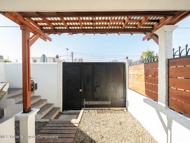 213 BLVD LAS PALMAS 213, CASA PACO — foto 3