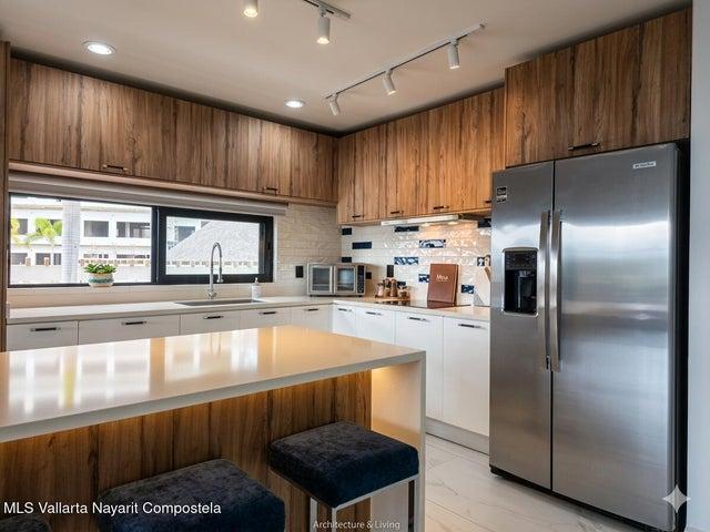 100 Las Palmas Av 2201, Quadrant — foto 3