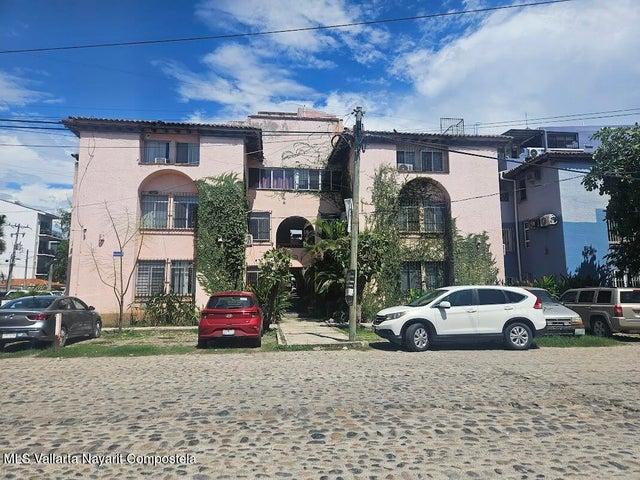 136 Hamburgo 323, Villa Hamburgo