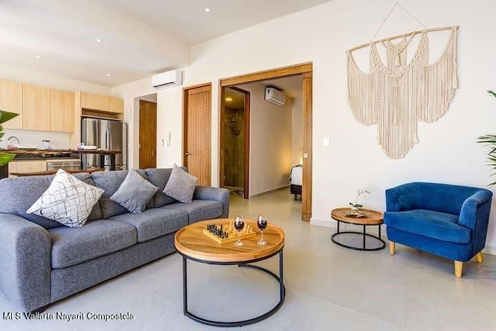 36 Av. Los Picos 101, Condo Makare 101