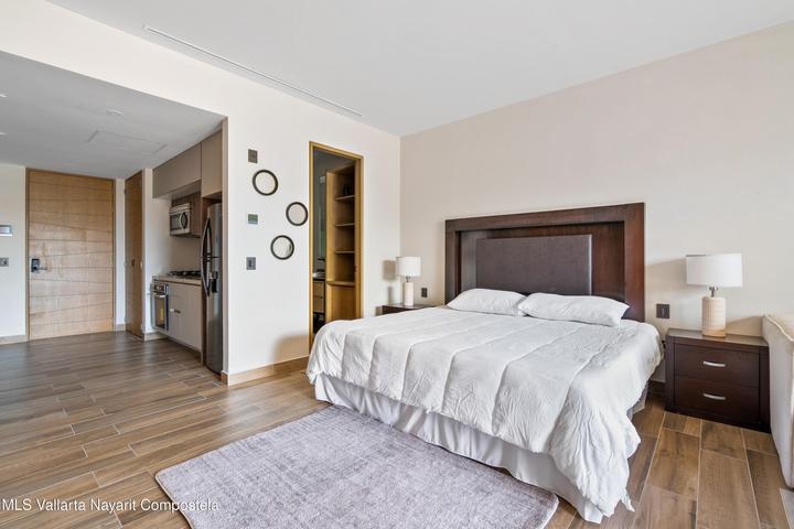 185 AV. FLUVIAL VALLARTA 210, VALARTE — foto 3