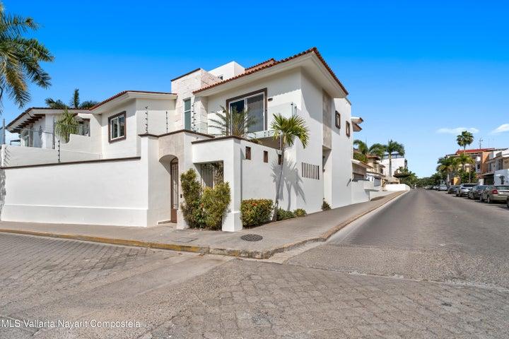 171 Melchor Ocampo, Melchor Ocampo