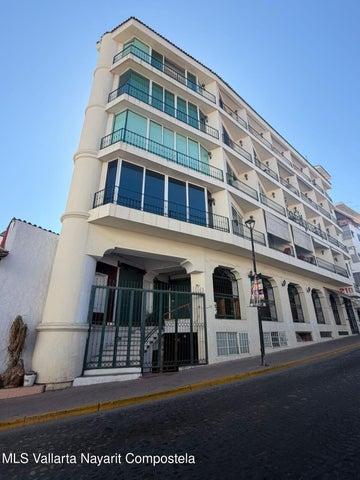 210 Morelos 1 ''UNO'', Pavillion Planta principal