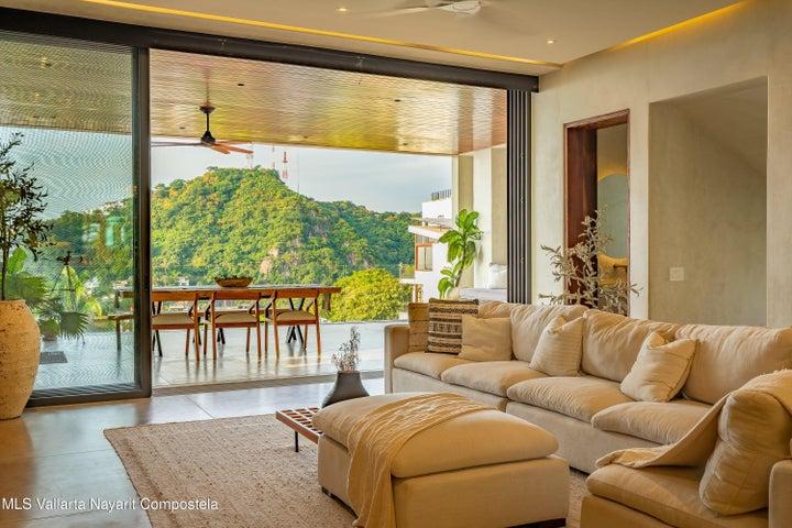 473 Rodolfo Gomez, Casa Alta Mar