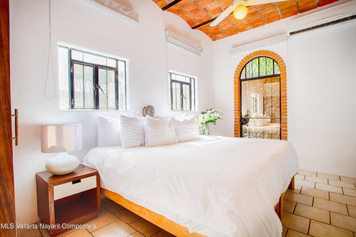 45 F-2 Gabriel Rodriguez, Villa Isabella — foto 2