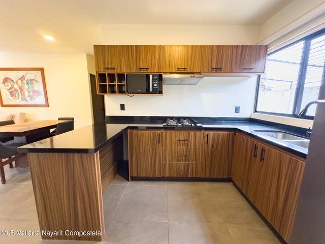 303 Paseo Foresta UP1, Condo Roble — foto 3