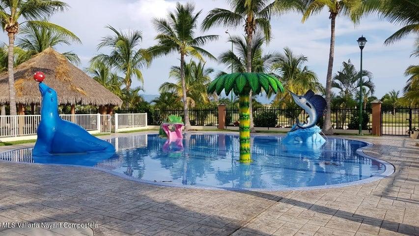 153 Av México, Lote Abedul 56 Los Tigres — foto 2