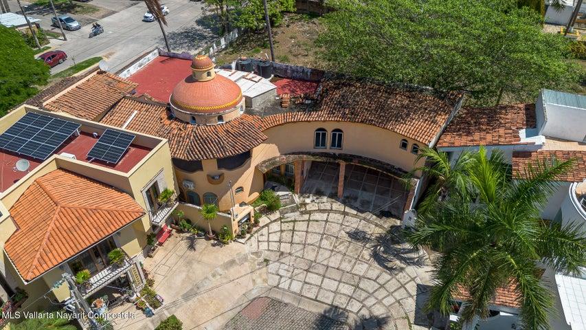 87 Prolongacion del Marlyn, Casa Marlyn