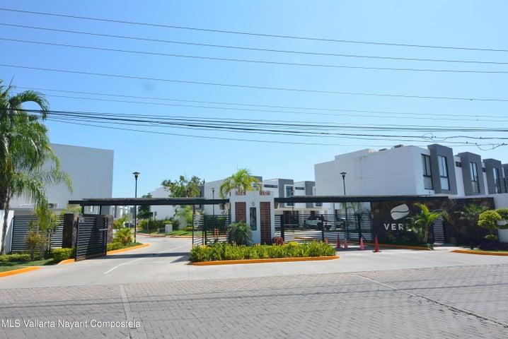 210 Rincon del Cielo Av 80, VEREA