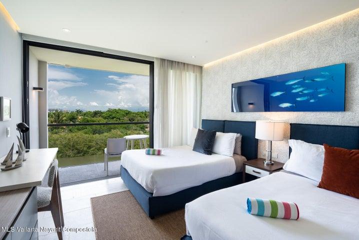 37 Paseo de los Cocoteros 306-A, Residences by Mio