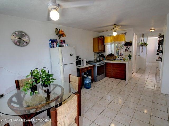 78 Valle de Aosta St, House & Business — foto 3