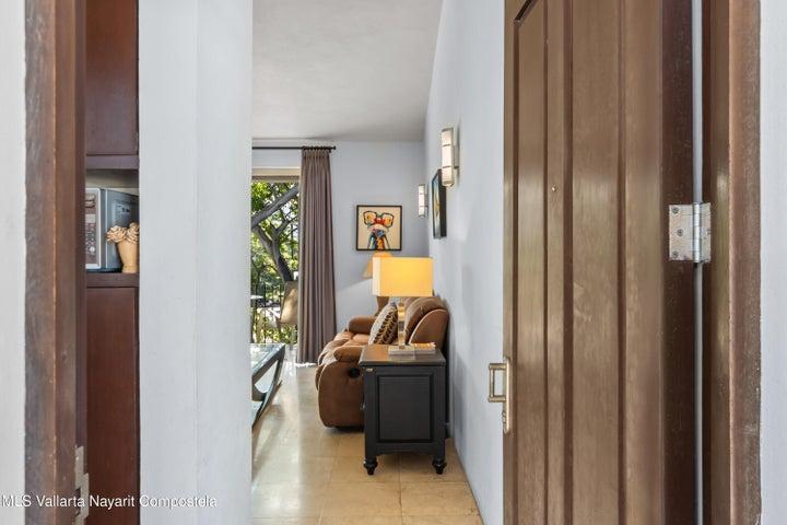 2256-2282 Blvd Francisco Medina Ascencio 1316, Marbella — foto 2