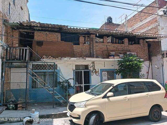 460 AQUILES SERDAN, CASA LADRILLO
