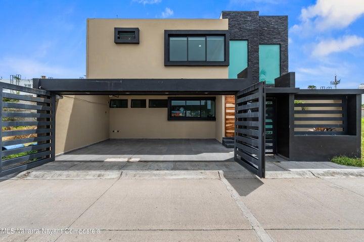 5 A Avenida Rinconada de Banderas, Villa Belloso
