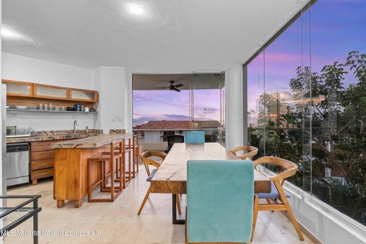 215 Las Hortensias Ave 203, Condo '' Vista Roja''