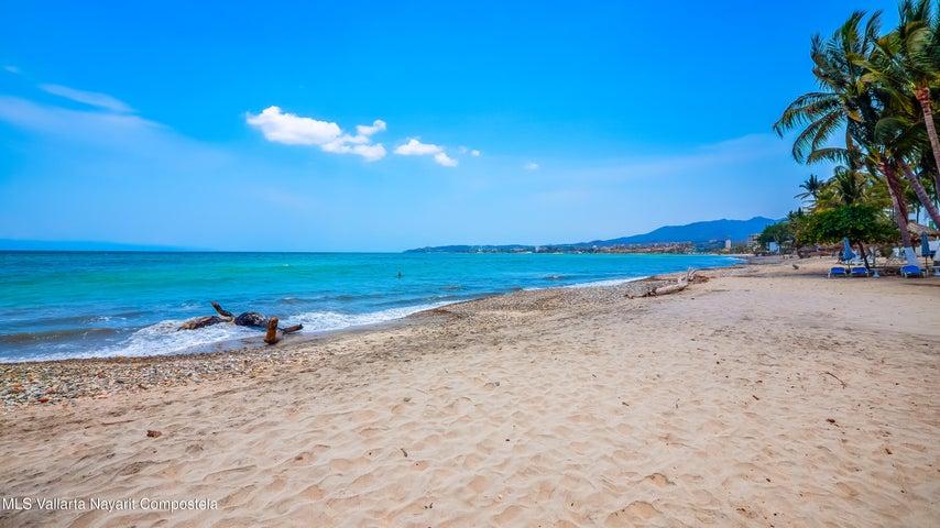 40A Ave Los Picos 202, Marsala Bucerias