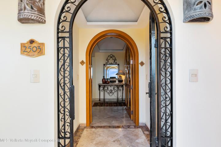 700 Paseo de Los Cocoteros Sur 2503, Villa La Estancia 2503
