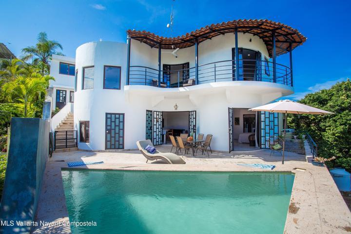 1 Cielito, Casa Pedro