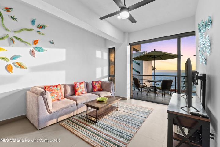 14 Retorno a Playa Las Minitas 6B, Condominio Parota