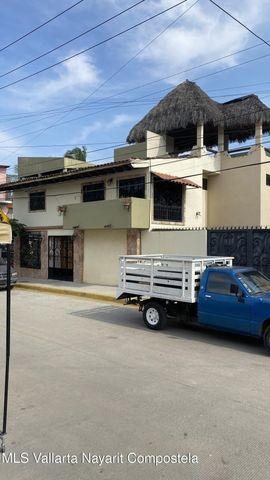 20 Lucio Blanco calle, Casa Mark