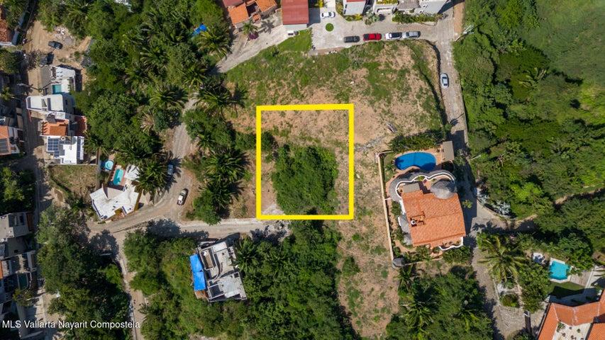 FRACC 4 Calle Sin Nombre, Lote Ladera