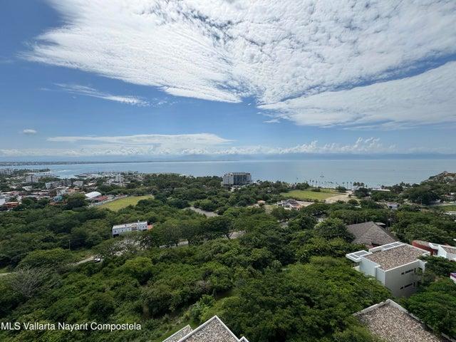 300 Carretera a Punta Mita KM 2.6 704, Cabo 704