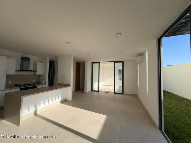 145 Boulevard Nayarit, Karakal 30