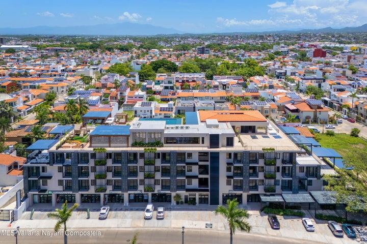 124 Jesus Rodriguez Barba 423, Habitat Residences