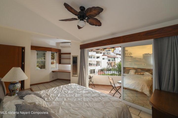 474 Insurgentes 3, Condo Patron