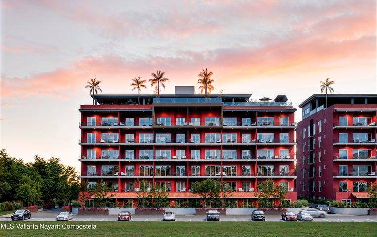 61 Av. Mexico 104, Torre Lucca
